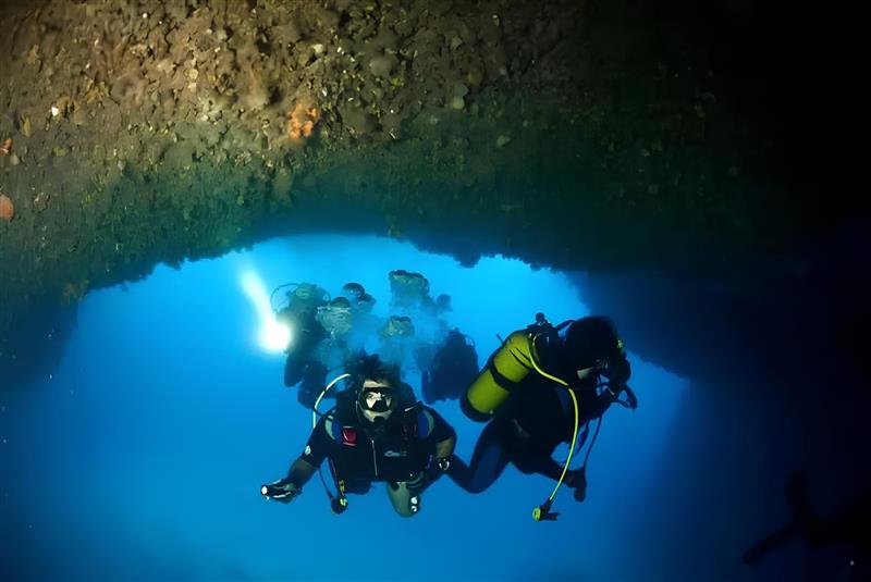 Night Diving